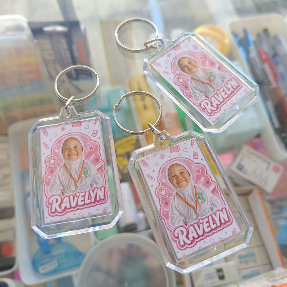 Custom Gantungan Kunci Akrilik